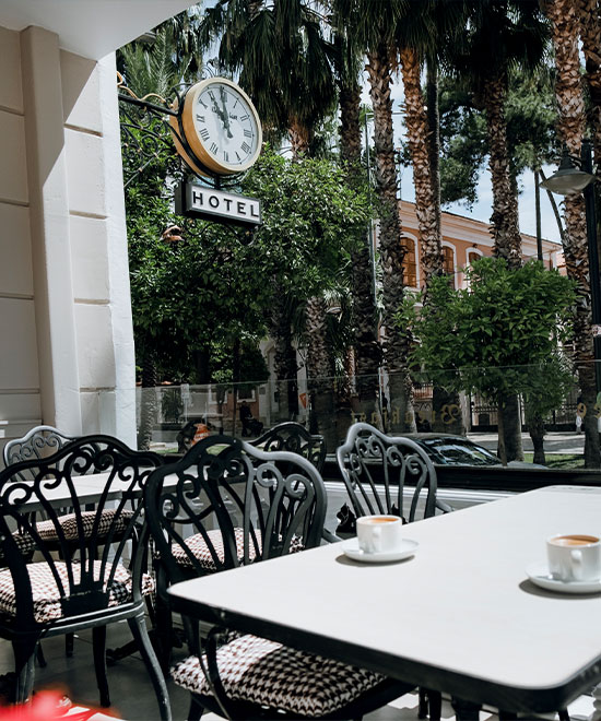 Elegance East Hotel